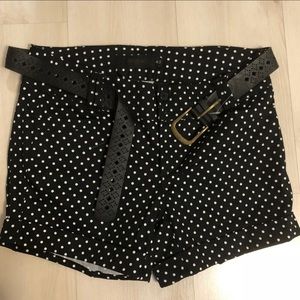 NWOT Torrid Polka Dot BELTED SATEEN SHORTS